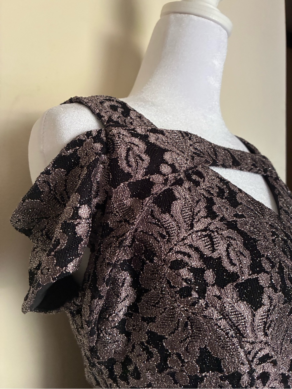 NWT Nightway Glitter Lace Keyhole Maxi Gown Black Taupe Formal Evening - Picture 3 of 10